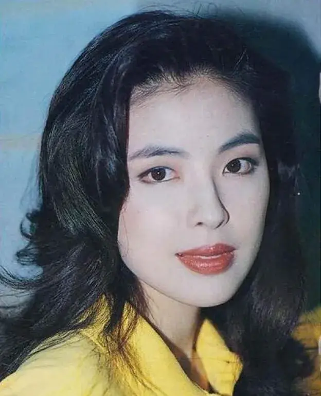 张学友的老婆是谁，张学友妻子罗美薇个人资料（“60分老公”张学友和妻子罗美薇的满分爱情故事）