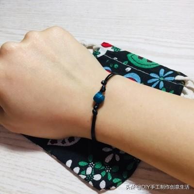 手链图片大全，分享25款超简单大方却又超美的手链（银手链图片女款大全）