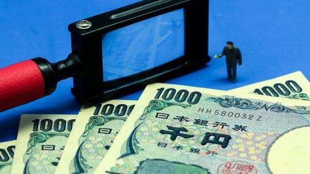 菅义伟简历，菅义伟简历身高（菅义伟当选日本自民党新总裁“后安倍时代”将面临哪些挑战）