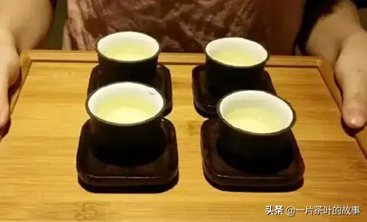 沏茶的步骤动作的描写，沏茶礼仪步骤（手把手教你，23个泡茶步骤）