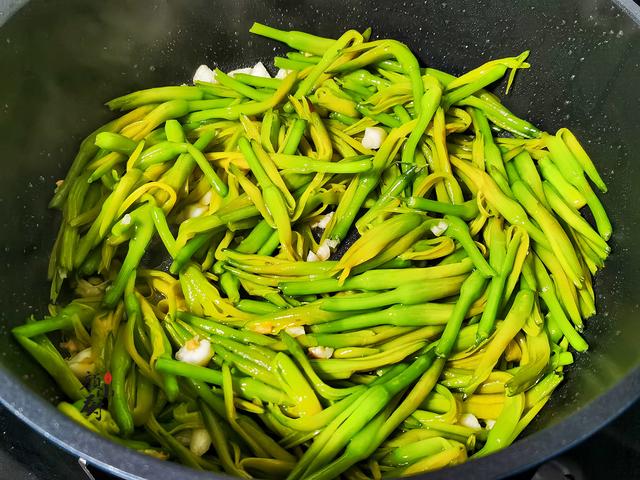 黄花菜多少钱一斤，今日盐池惠安堡黄花菜多少钱（盐池县惠安堡镇黄花供销合作社怎么样）