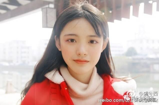 超甜高颜女头  虞佳瑞，微信头像，超甜高颜女头  虞佳瑞（因一张打篮球照爆火的漫画脸太好看了）