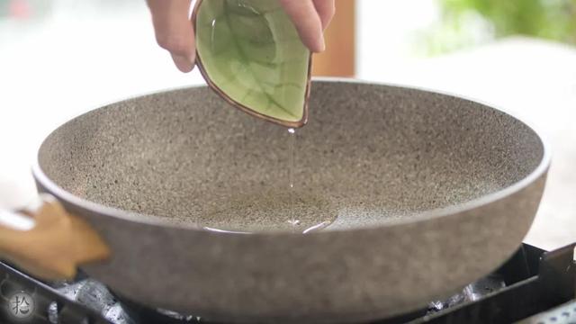 没有糯米粉可以用什么代替，糯米粉可以用什么来代替（更易于小朋友消化吸收）