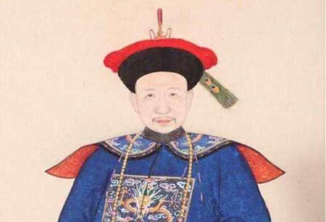 纪晓岚简介，刘墉和纪晓岚哪个官大（历史上真实的纪晓岚）