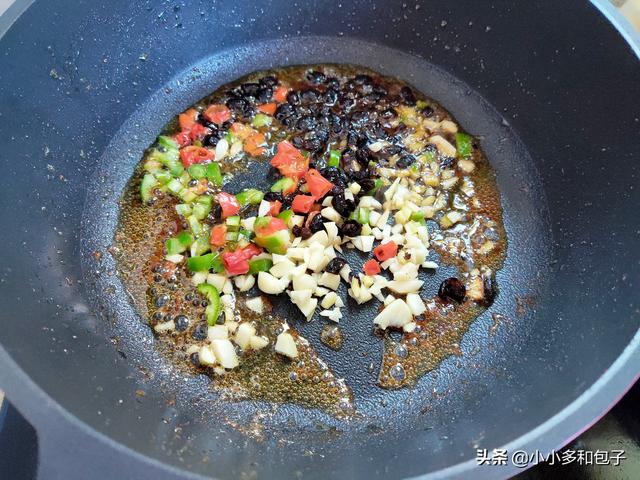 剥皮鱼怎么做才好吃，大剥皮鱼的家常做法（这样烧剥皮鱼干）