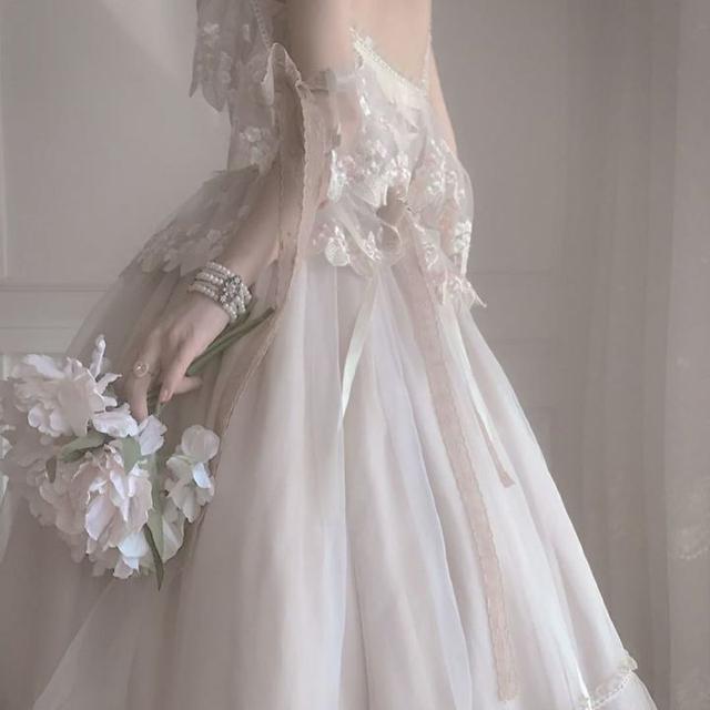 女生部位头像微信，女生部位头像（人刚认识的时候总是拘谨中带着温柔）