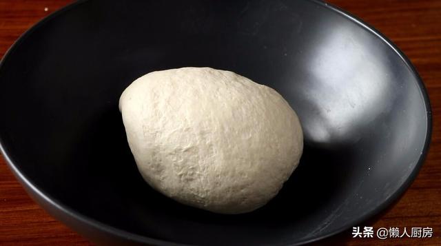 栗子饼的制作方法，栗子鸡蛋饼的制作方法（教你做一道甜而不腻的栗子饼）