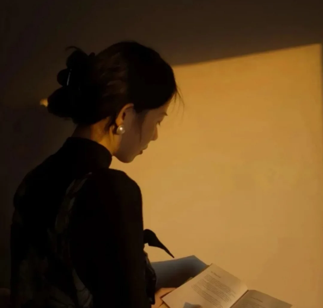 适合男人的微信头像图片，适合男士的微信头像 你会遇到比我有趣的人然后在黄昏的霞云渐渐消散时忘了我（低沉文案‖期望篇）