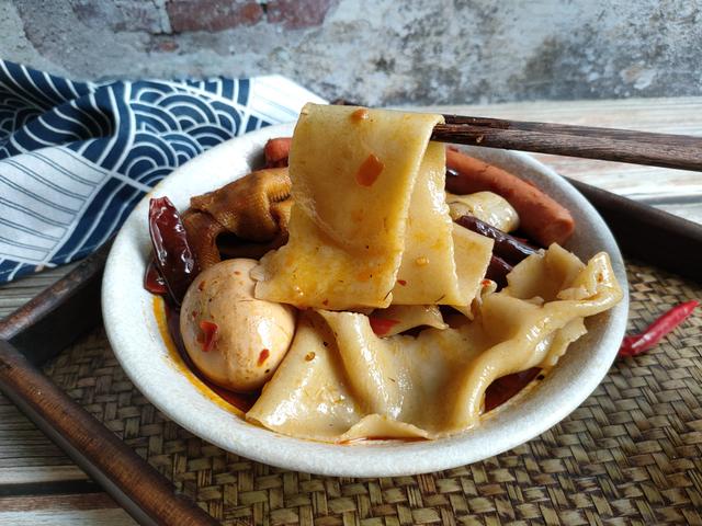 板面怎么和面，板面面的制作方法（和外面卖的一样好吃）