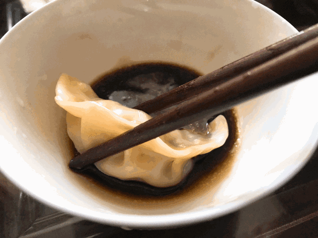 一个肉包的热量，一个菜包一个肉包多少热量（4种一吃就长肉的主食）