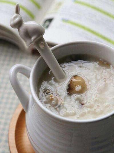 鲍鱼是指人体的哪个部位，人们吃鲍鱼主要是吃它的什么部位（今天要说的是鲍鱼……壳的吃法）