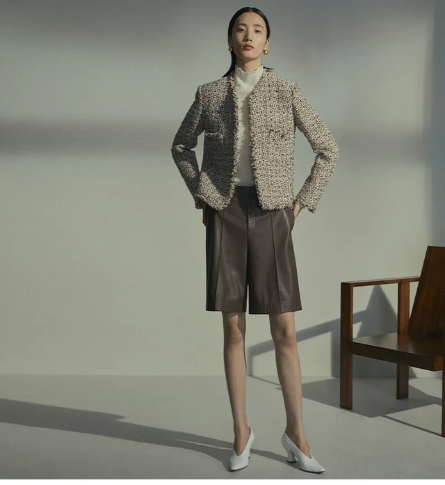 腿粗穿什么短裤，腿粗应该穿什么样的短裤（显瘦竟靠一条“大短裤”）