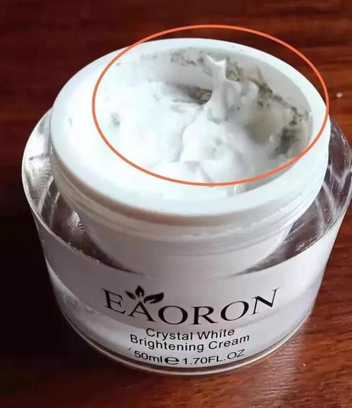 护肤品保质期查询，查化妆品保质期（其实还有这4个办法可以判断）