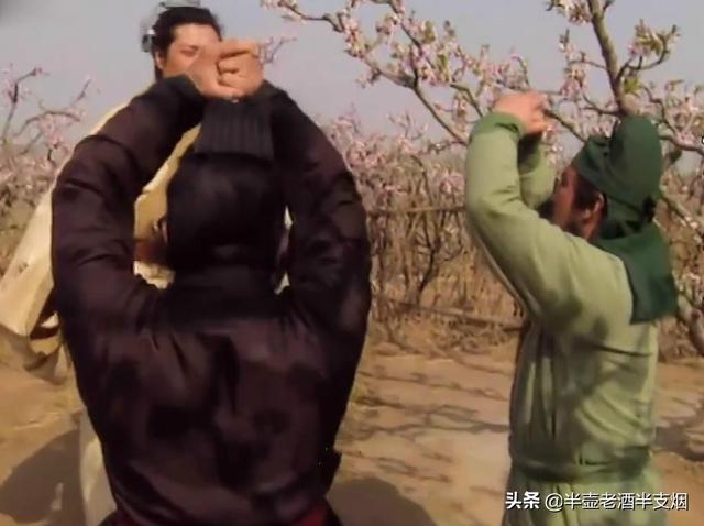 关于刘备的故事有哪些，关于刘备的故事有哪些简短（刘备狡诈张飞忠义关羽狠辣）