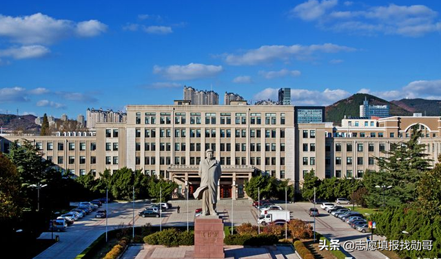 北京理工大学是985还是211，北京理工大学几本大学（其中两所为“副部级大学”）