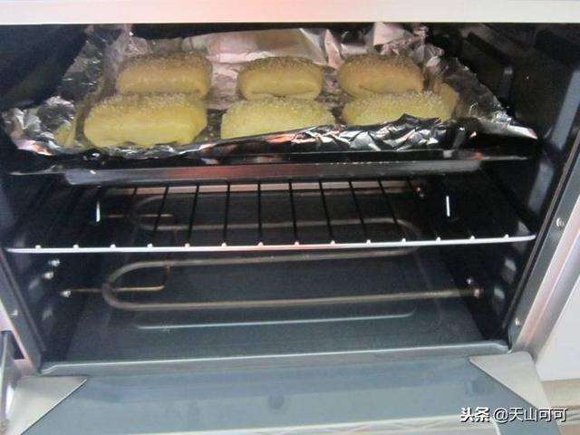 羊酥油怎么食用方法，羊油饼怎么做好吃窍门（这种外焦里嫩的面食）