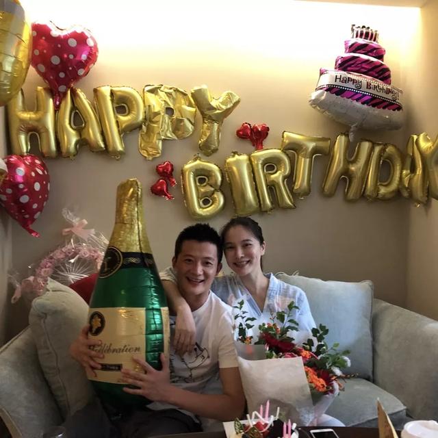 冯绍峰个人简历资料，1978年属什么生肖（还是冯绍峰前女友的她）