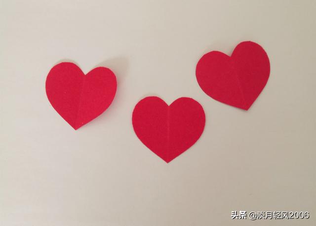 花朵手工粘贴画，花朵手工（一学就会的简单贴画教程）