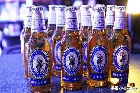 鞋子发黄了用什么方法可以变白，发黄的鞋子能洗白吗（变白技巧通通教给你）