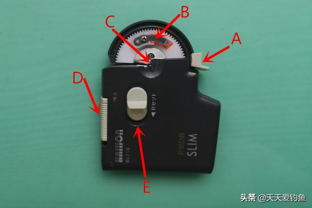 绑钩器使用方法，手动绑钩器的使用方法（图解电动绑钩器的用法）