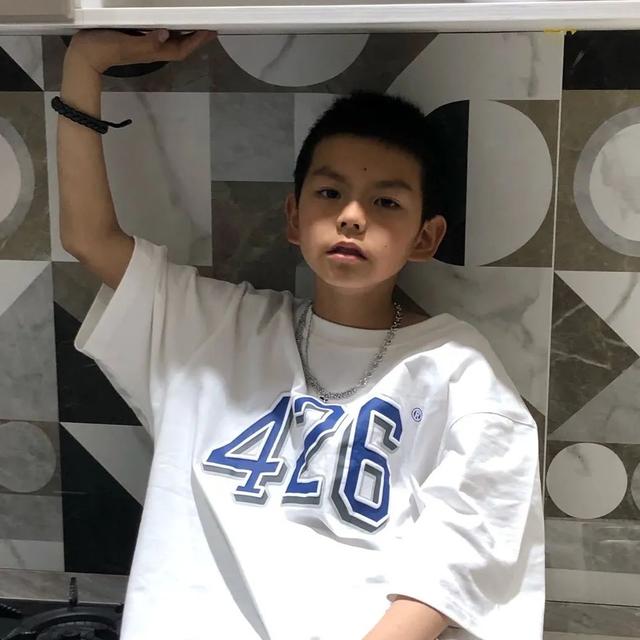 男生高级感的头像 盛不盛开 花都是花  有你没你 我都是我微信，男生高级感的头像 盛不盛开 花都是花  有你没你 我都是我（头像丨男生：盛开或者不盛开）