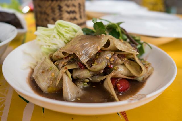 老挝美食特产有哪些品种名称，老挝美食-您需要吃的12种最佳老挝菜
