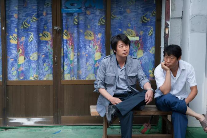影片改编自日本电影《盗钥匙的男澡方法》,于2016年上映,堂块豆瓣评分