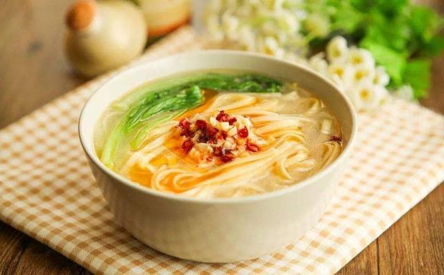12种家常热汤面做法，特色汤面10种做法（10碗顶级美味的热汤面轻松做）