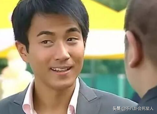 傅明宪双眼皮是割的，傅明宪（但这5位演员“换头逆袭”）