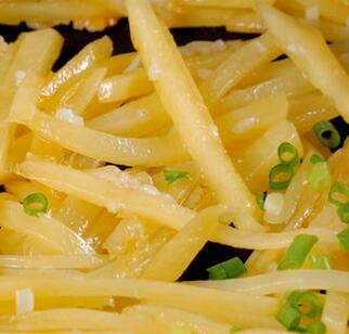 圖片[2]-【土豆絲卷餅】做法步驟圖 孩子每天都嚷著吃 做法還簡單！-起舞食譜網