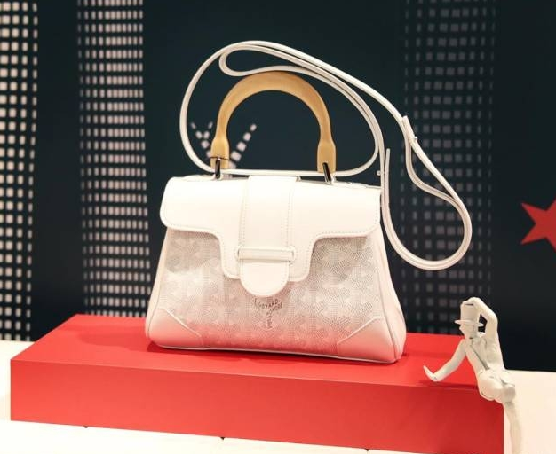 戈雅(goyard)官网，goyard官网（不愧是南宁中山路流行法国奢侈箱包——戈雅Goyard）