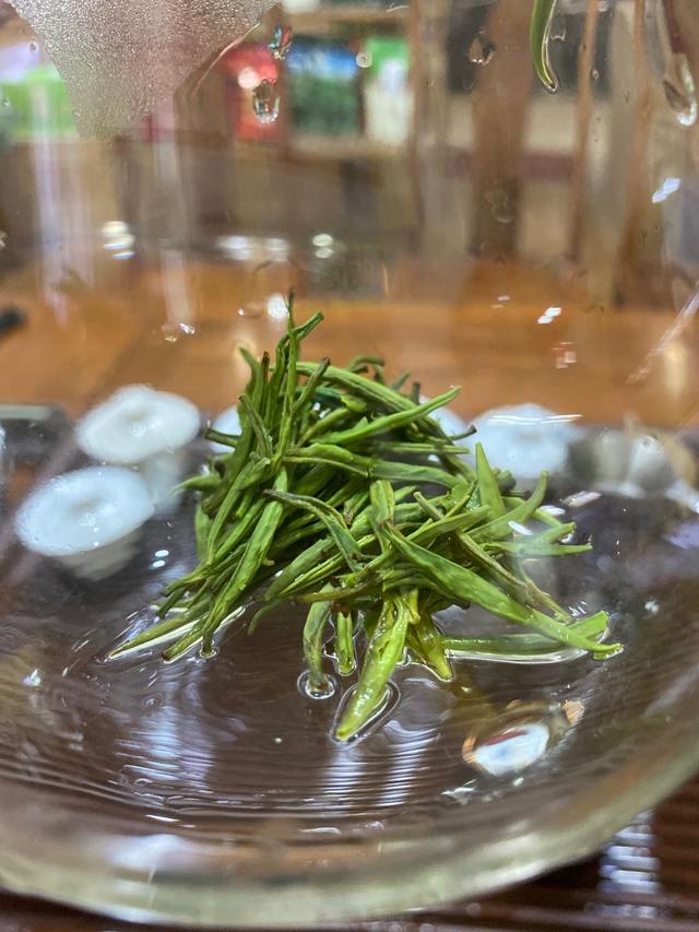 绿茶冲泡方法，绿茶冲泡方法和时间（绿茶，正确冲泡法！）