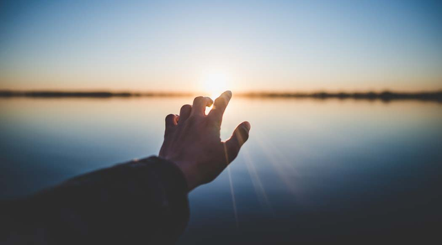 seriously的解释及seriously的例句，seriously?什么意思（美国人最爱说的几个副词）