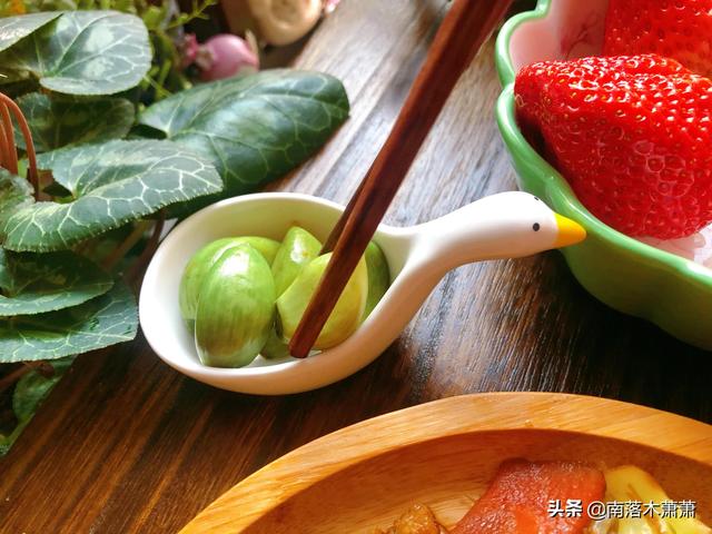 花菜素炒怎么做好吃，干锅花菜怎么做好吃又简单视频（家常小菜：素炒菜花的做法）