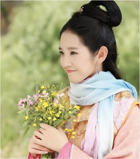 隋炀帝宣华夫人的扮演者是谁，隋文帝的宣华夫人（隋唐演义里这六位女星美翻了）