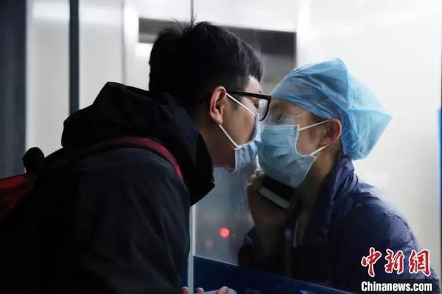 此致 敬礼的格式，此致敬礼的格式是怎样的（向仍然奋战在抗击疫情前线的所有医务人员致敬）