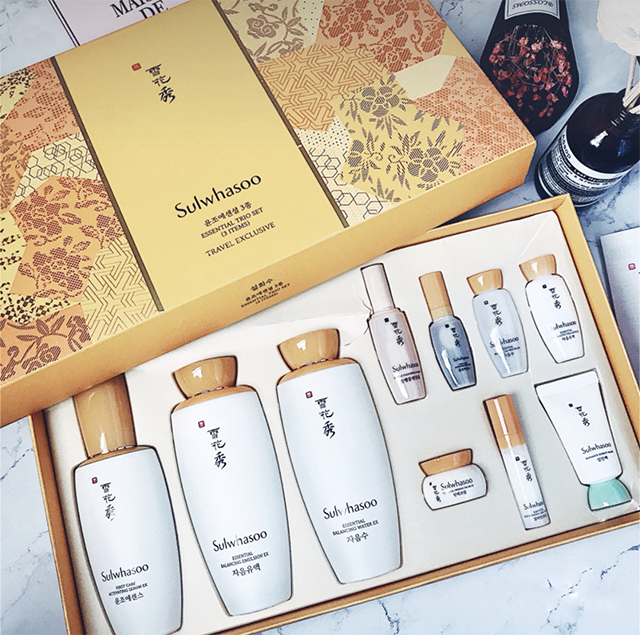 雪花秀美白系列好用吗，雪花秀哪个系列美白效果好（雪花秀滋阴祛黄套装真的好用吗）