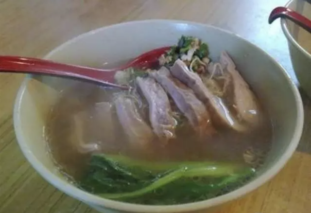 牛有几个胃，牛有几个胃子（牛的四个胃都有啥用）