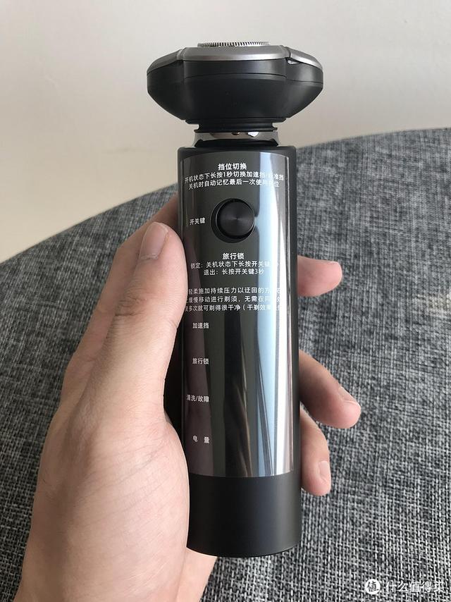 飞利浦哪款剃须刀比较好用，飞利浦的哪款剃须刀好（七款型男平价剃须刀横评）