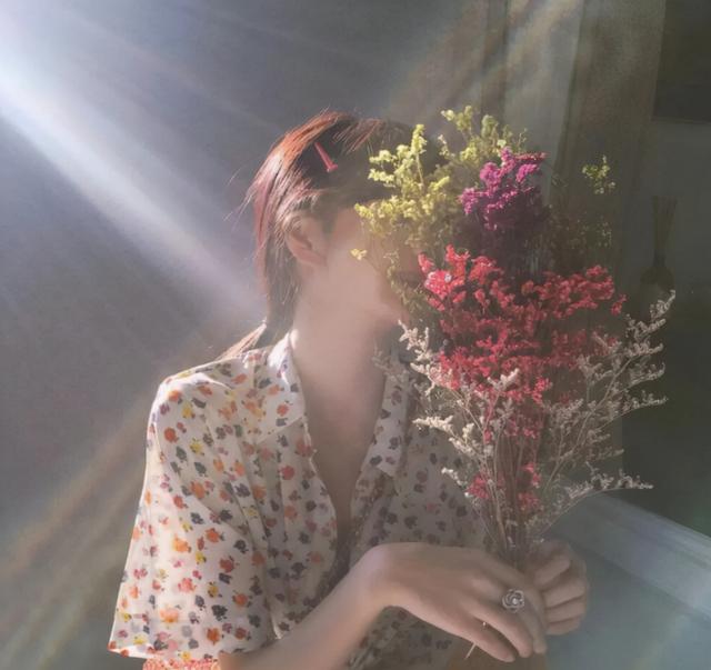 委婉拒绝女生的话，委婉拒绝女生的话短句（委婉拒绝别人表白的文案）