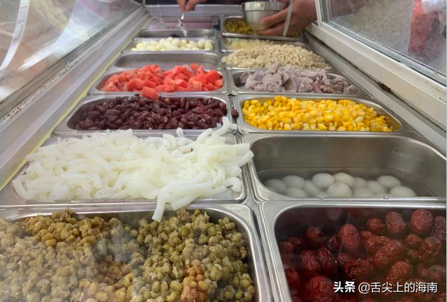 椰奶清补凉的做法，清补凉椰奶怎么做（海口最有街味的6家清补凉）