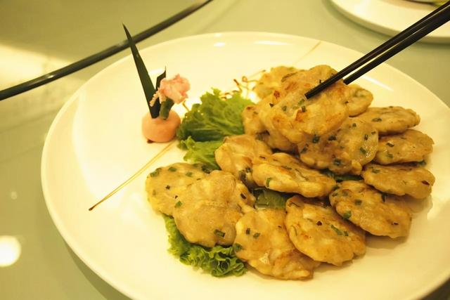 温州鱼饼的吃法，温州鱼饼的做法（温州有一种特色“豆腐”）