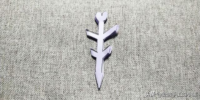 折纸教程 如何折雪花，折纸教程武器（剪纸教程；漂亮的雪花剪纸图解）