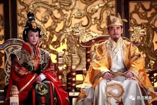 甄嬛传播出十周年了，甄嬛传 十年（《甄嬛传》开播10周年）