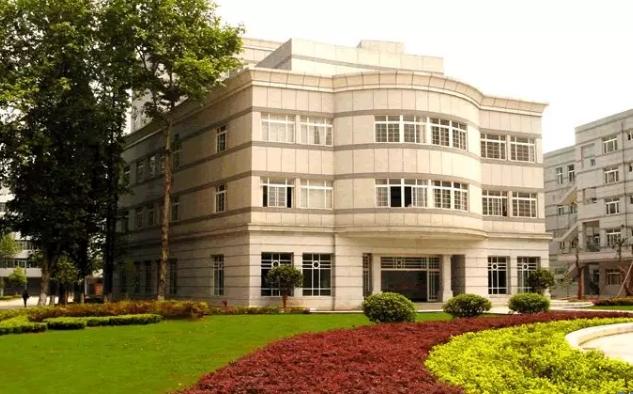 中南财经政法大学首义校区，中南财经政法大学首义校区地下为什么会有雷（藏有15组不为人知的“密码”）