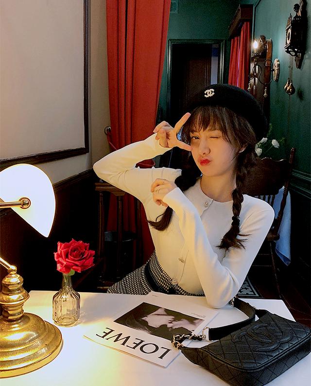 御姐是什么样的女生，什么叫御姐型的女生（优雅时髦尽显成熟韵味）