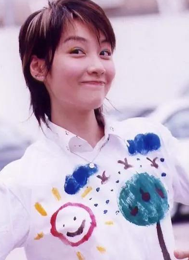 陈 冠 希，微信头像，陈 冠 希（14岁失恋开始流连花丛）