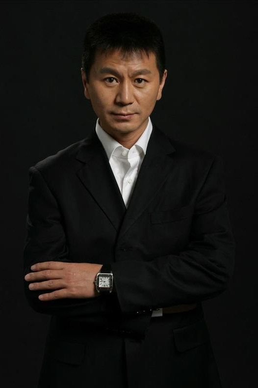 北京第一悍匪王立华,04年假冒警察绑架明星,被抓前想拉手雷自尽