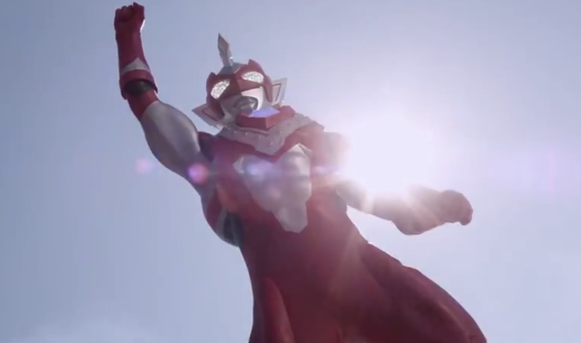 奥特曼搞笑图片，芯儿  沙雕搞笑奥特曼表情包，微信头像（《泽塔奥特曼》最新话有趣场景盘点）