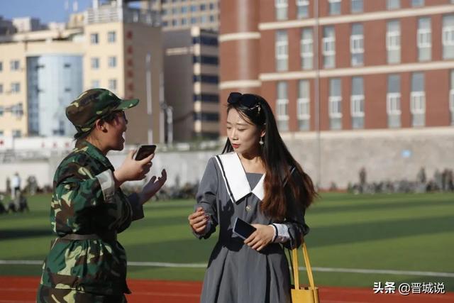 总裁的替身前妻冠华居燕子717微博，燕子712原创歌曲（晋城一中学子接力传承继续一中执教）